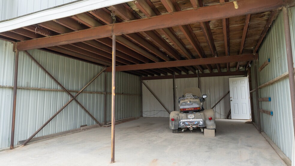 More Photos Of 565 Thomas St, Camilla Industrial For Sale