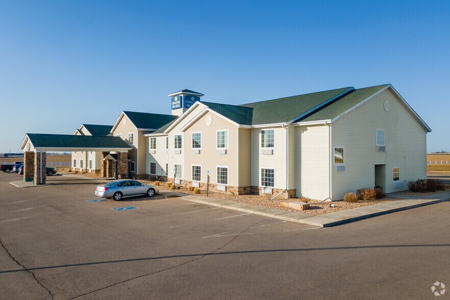 More Photos Of 485 S Elm Rd, Eaton Hotel For Sale