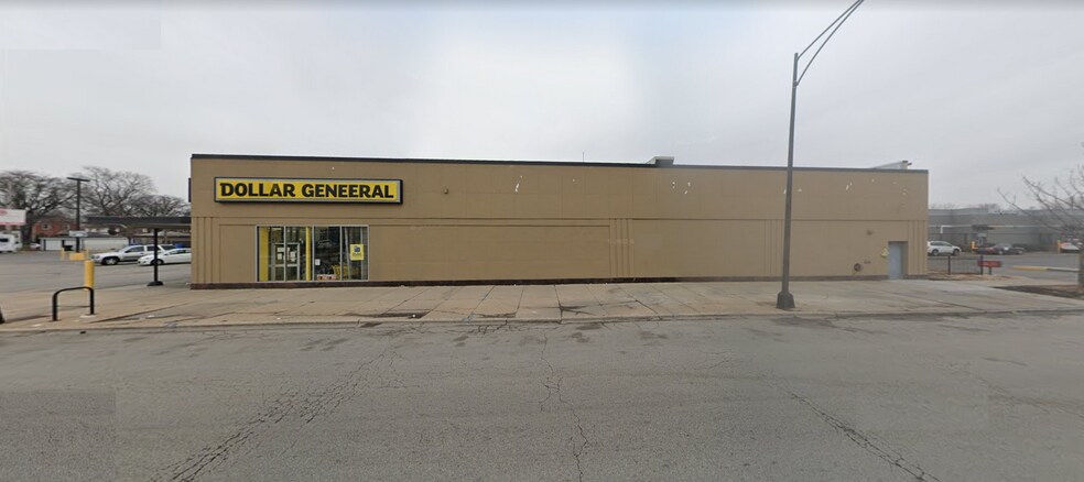 More Photos Of 9520 S Jeffrey, Chicago Freestanding For Sale