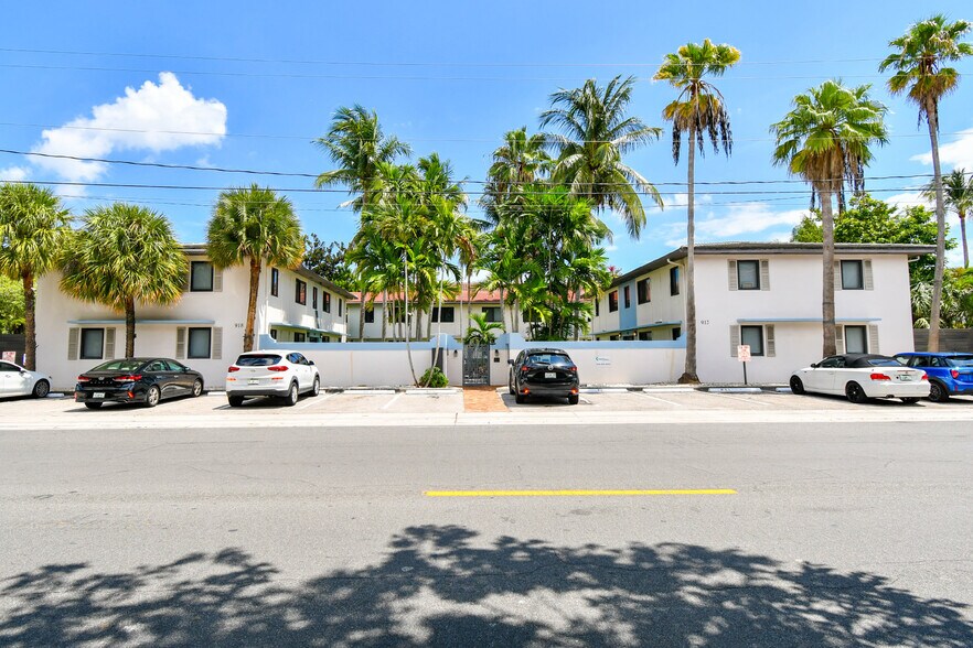 Primary Photo Of 912-918 NE 15th Ave, Fort Lauderdale Apartments For Sale