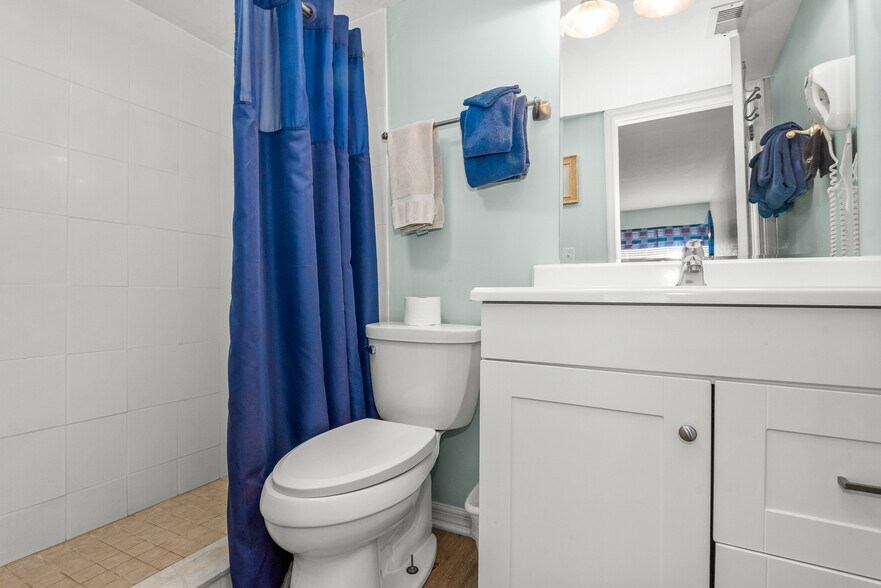 More Photos Of 3201 Hill St, New Smyrna Beach Hotel For Sale