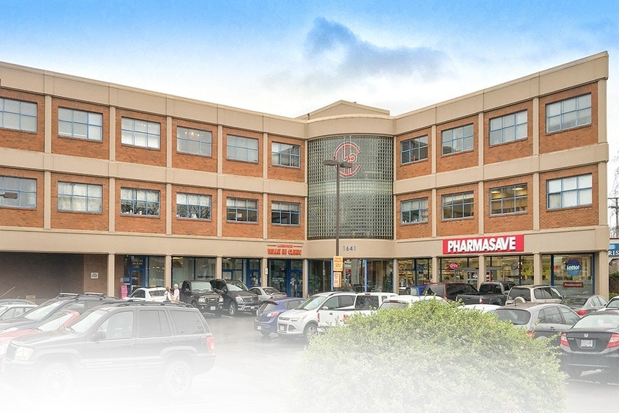 Primary Photo Of 3066 Shelbourne St, Victoria Medical For Sale