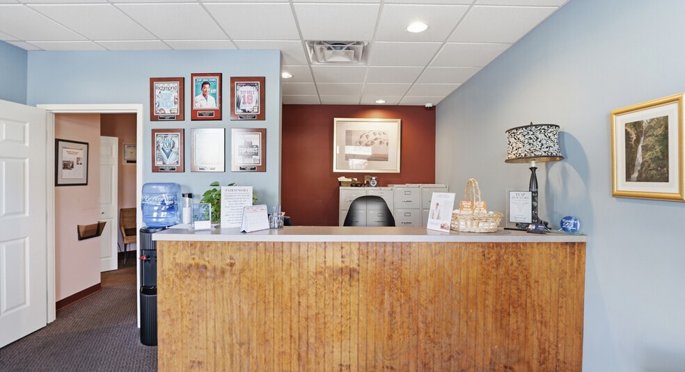 More Photos Of 11535 Nuckols Rd, Glen Allen Office For Sale