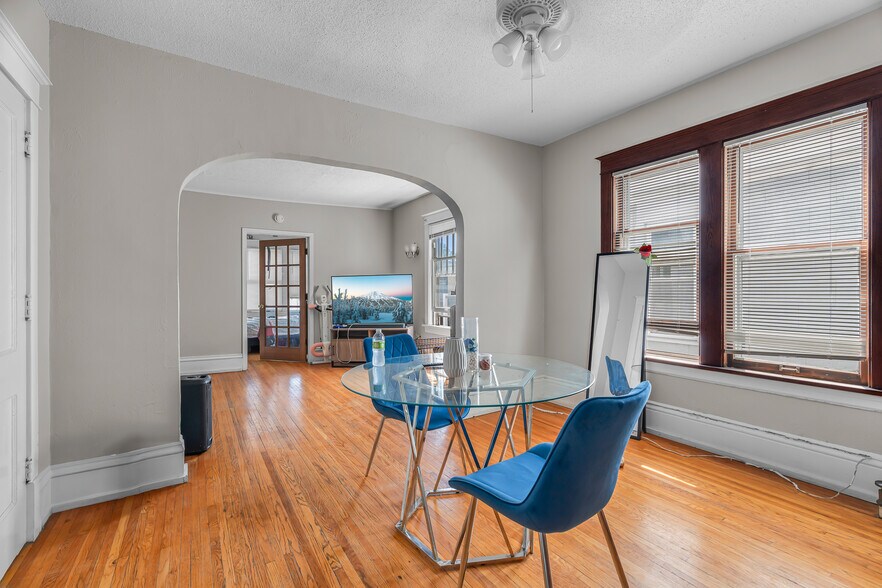 More Photos Of 3012 Bryant Ave S, Minneapolis Multifamily For Sale