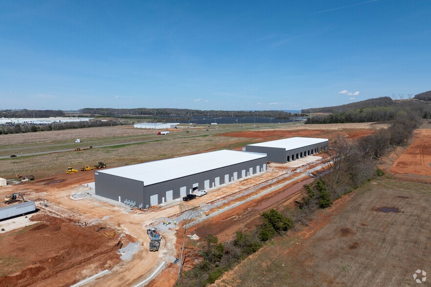 More Photos Of 2000 Bob Wade NW ln, Huntsville Warehouse For Lease