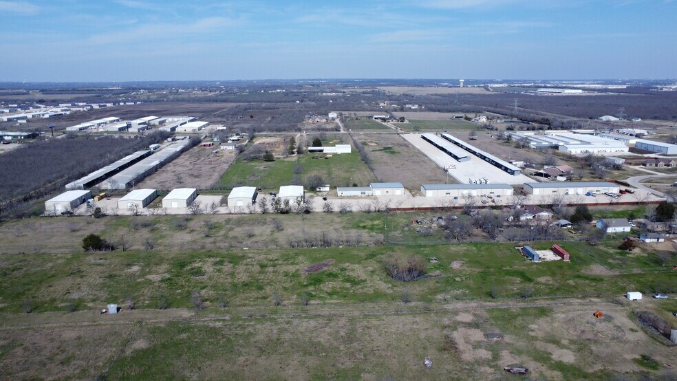 More Photos Of 4632 CR 617, Alvarado Industrial For Lease