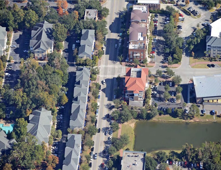 More Photos Of 245 Seven Farms Dr, Daniel Island Office For Lease