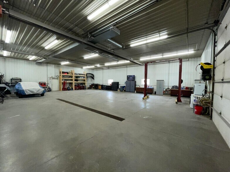 More Photos Of 505 N Cass St, Morley Auto Repair For Sale