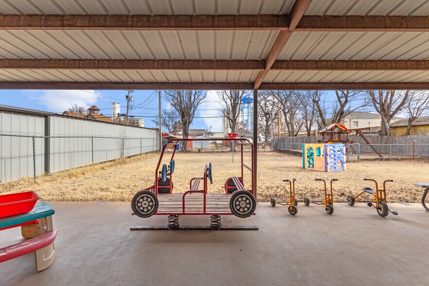 More Photos Of 217 N 6th St, Kingfisher Schools For Sale