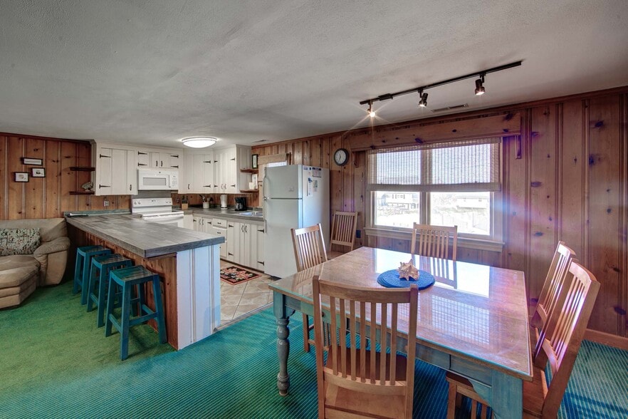 More Photos Of 9023 Gerhard st, Nags Head Apartments For Sale