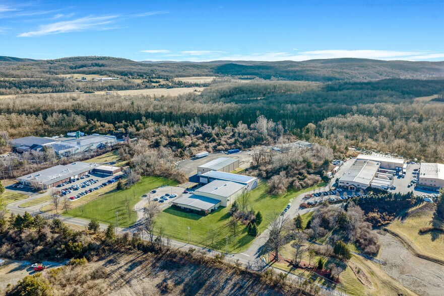 More Photos Of 248 Brighton Rd, Andover Warehouse For Sale