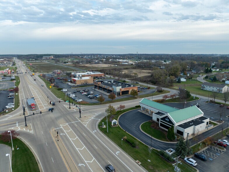 More Photos Of 1515 W Lane Rd, Machesney Park Office For Lease