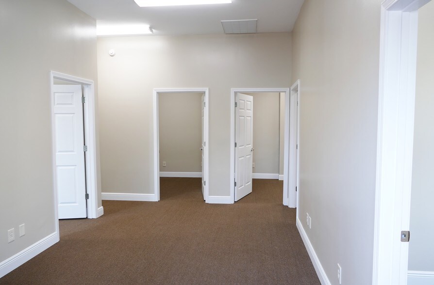 More Photos Of 625 E Main St, El Dorado Office Residential For Sale