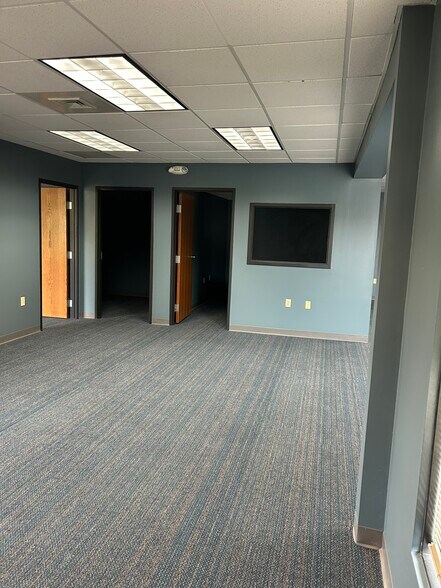 More Photos Of 101 Bradford Rd, Wexford Medical For Lease