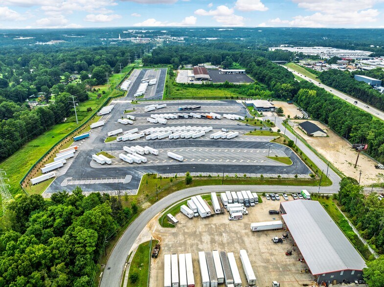 More Photos Of 1679 Koppers Ct, Conley Truck Terminal For Lease