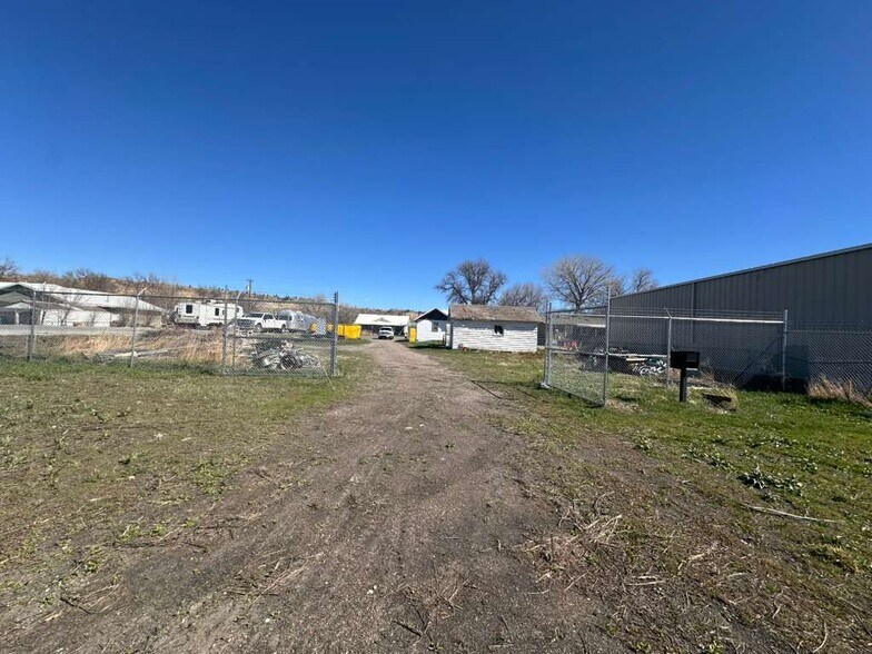 More Photos Of 242 Nall Ave, Billings Land For Lease