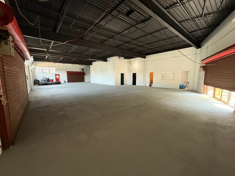 More Photos Of 369 Atlantic Ave, East Rockaway Health Club For Lease