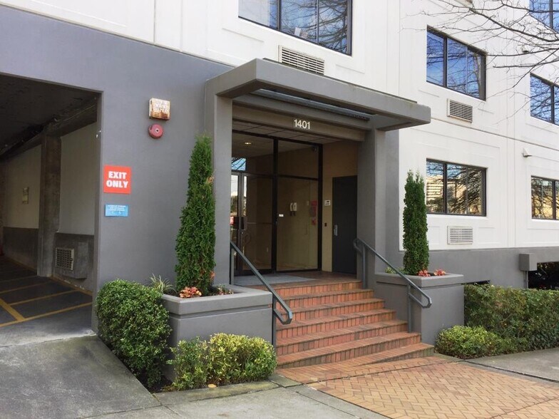 More Photos Of 1401 E Jefferson St, Seattle Office For Sale