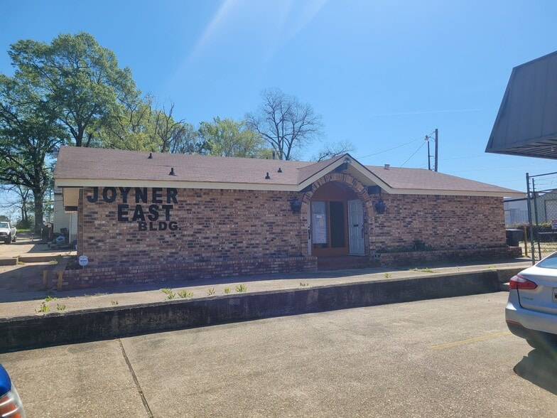 Primary Photo Of 515 E Washington St, Shreveport Medical For Sale