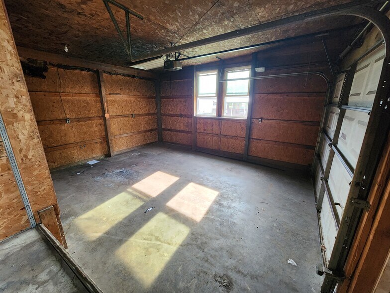 More Photos Of 113 Main St, Christiansburg Restaurant For Sale