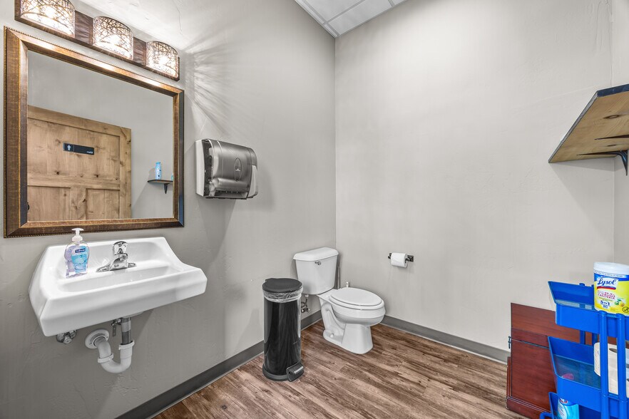 More Photos Of 425 N 5th W, Missoula Freestanding For Lease