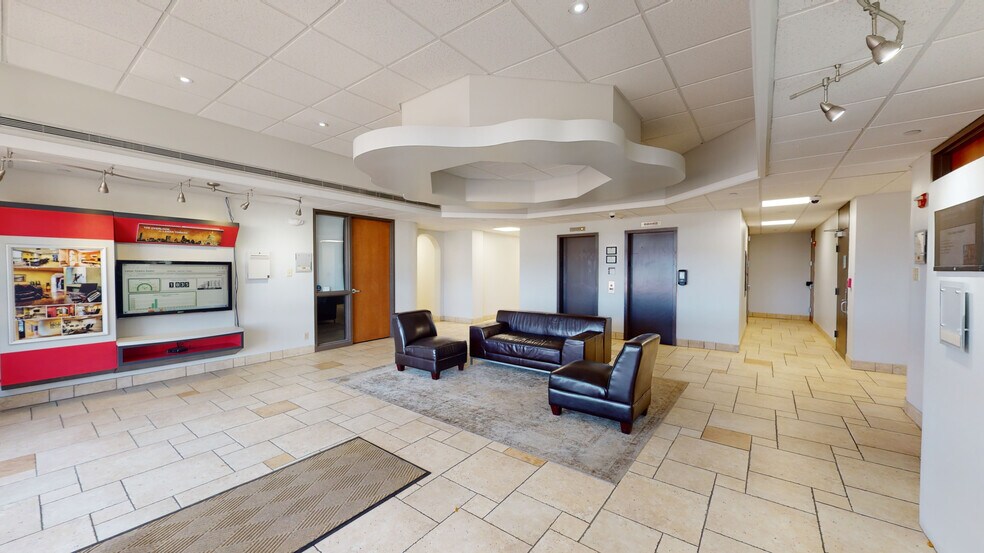 More Photos Of 7703 N Lamar Blvd, Austin Loft Creative Space For Sale