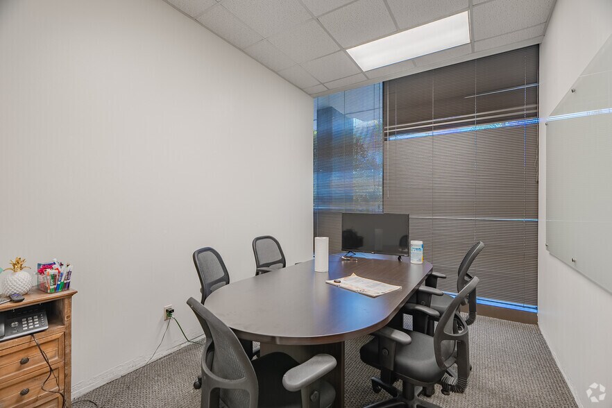 More Photos Of 8751 W Broward Blvd, Plantation Office For Sale