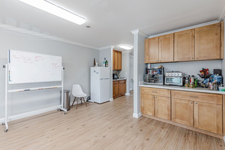 More Photos Of 1217 Park Ave, San Jose Office For Sale