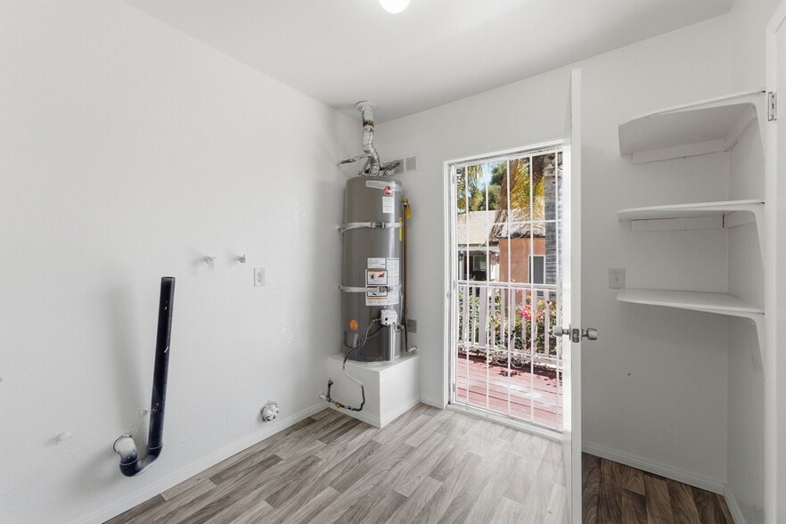 More Photos Of 559-565 61st St, San Diego Apartments For Sale