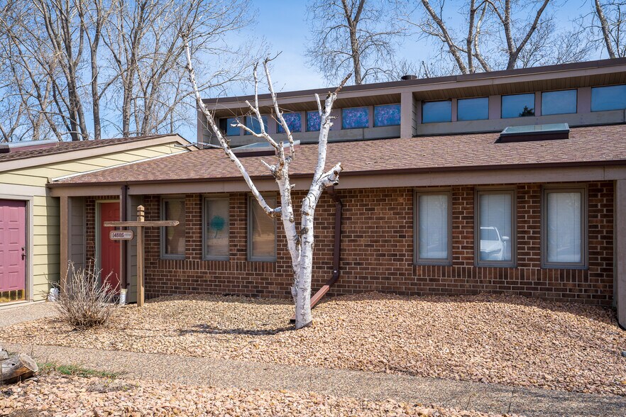 More Photos Of 14581-14585 Grand ave, Burnsville Office For Sale