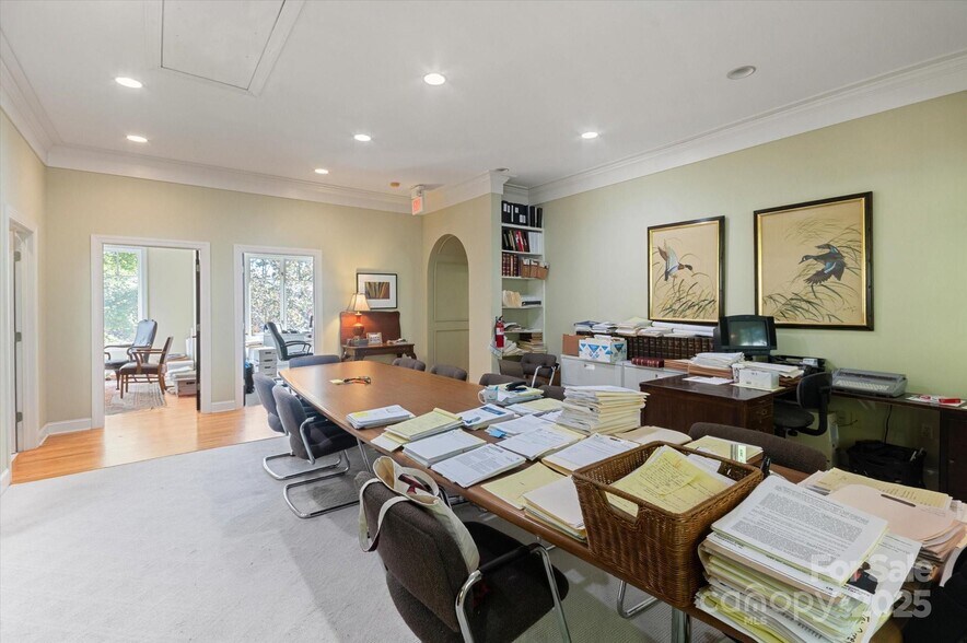 More Photos Of 5 Park Pl W, Brevard Medical For Sale