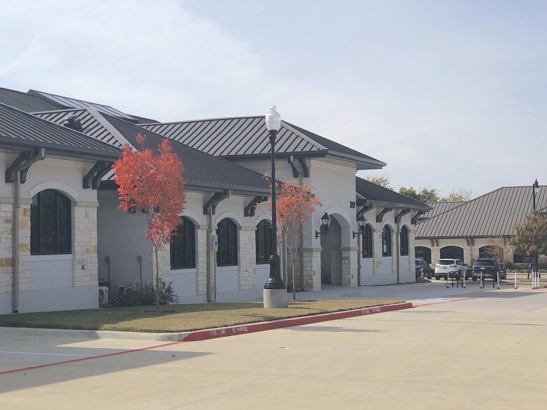 More Photos Of 8501 Wade Blvd, Frisco Office For Lease