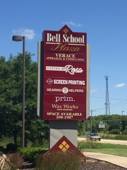More Photos Of 1602-1650 N Bell School Rd, Rockford Storefront Retail Office For Lease