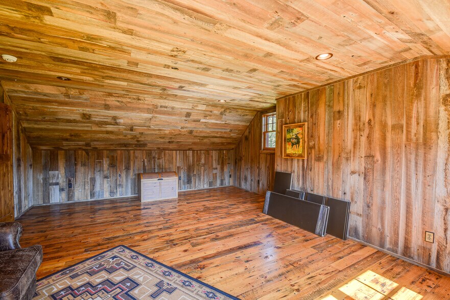 More Photos Of 5771 US Highway 45, Land O Lakes Office For Sale