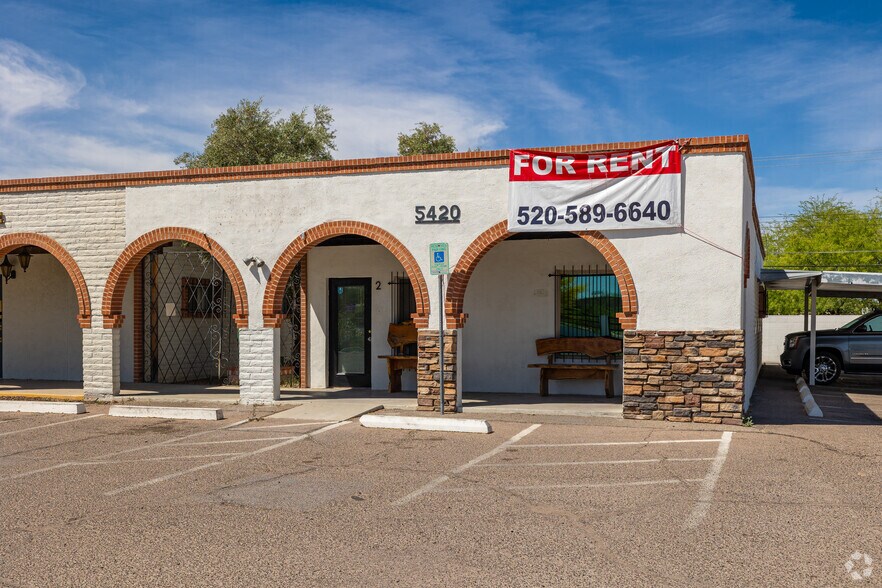 Primary Photo Of 5420 S 12th Ave, Tucson Medical For Lease