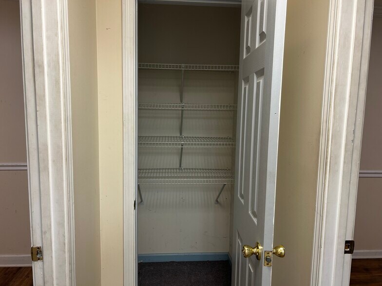 More Photos Of 9296 S Main St, Jonesboro Service For Sale