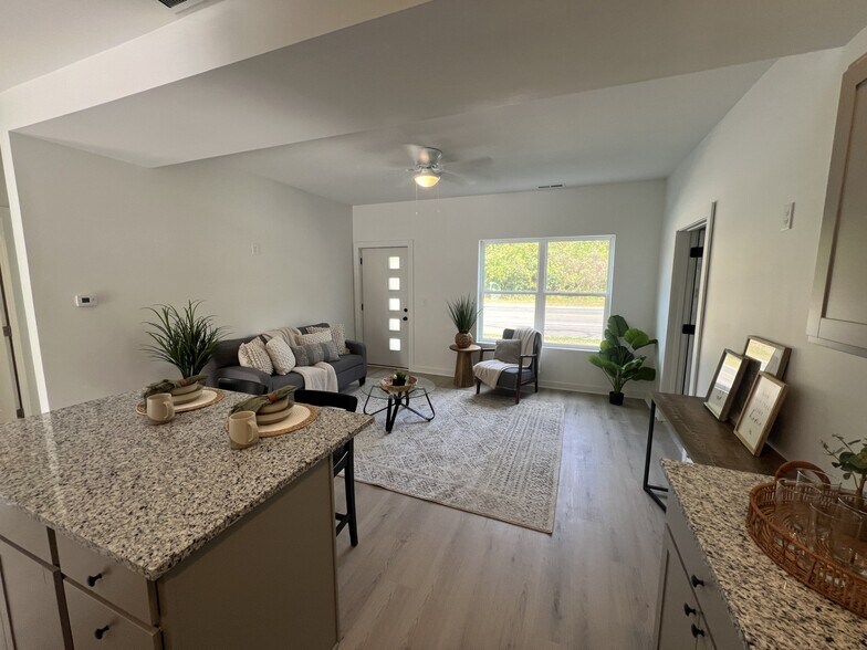 More Photos Of 1835 E Home Rd, Springfield Apartments For Sale