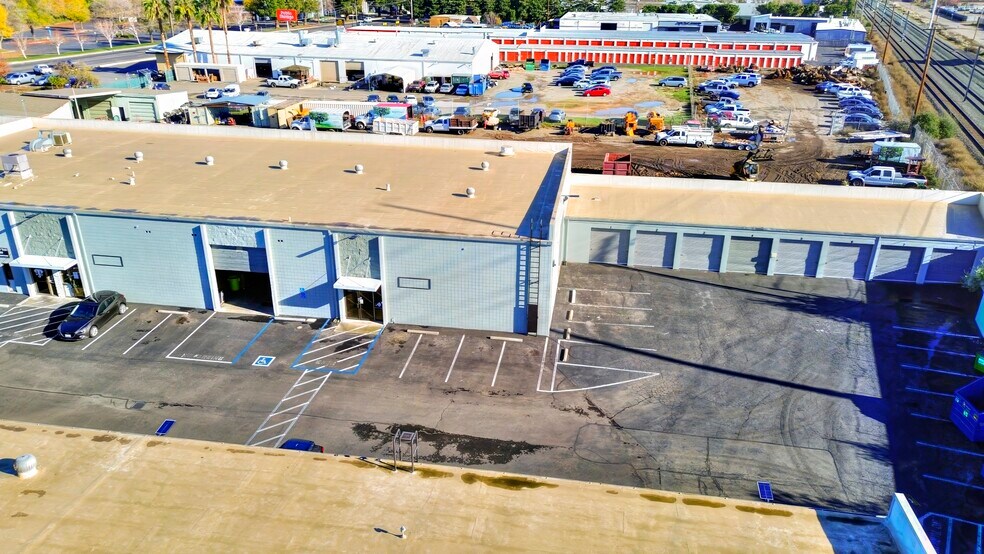 More Photos Of 7322 Folsom Blvd, Sacramento Unknown For Lease