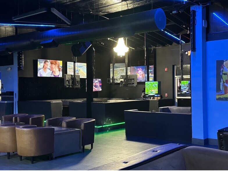 More Photos Of 832 Seigle Ave, Charlotte Restaurant For Lease