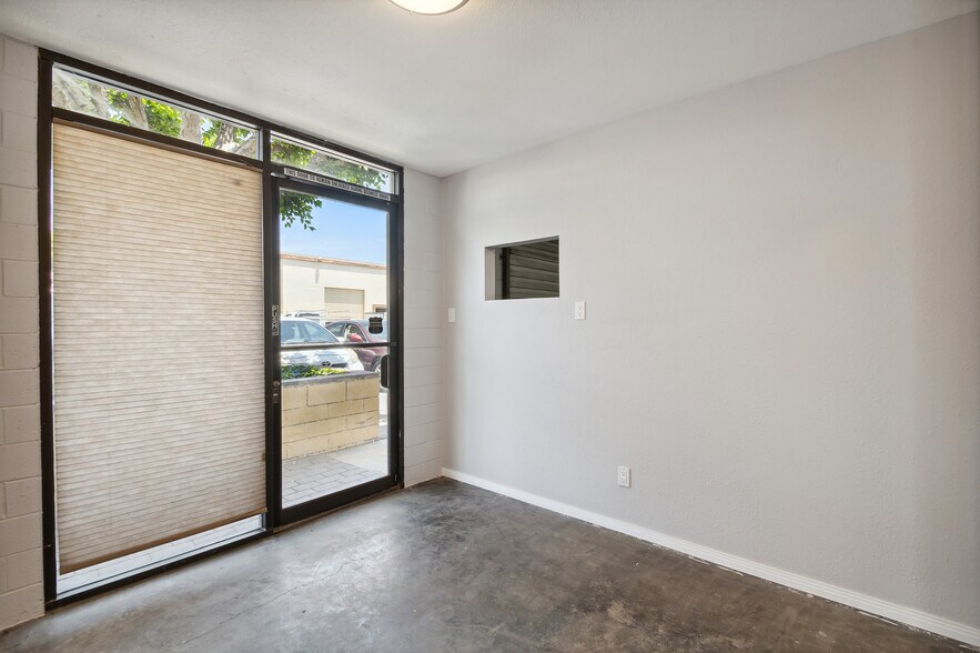 More Photos Of 12455 Branford St, Pacoima Warehouse For Sale