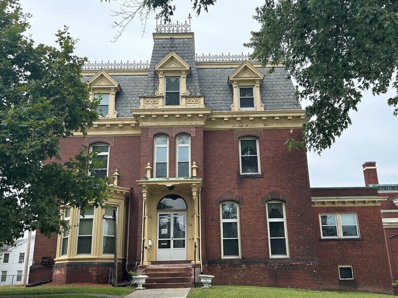 More Photos Of 104 Springfield St, Chicopee Religious Facility For Sale