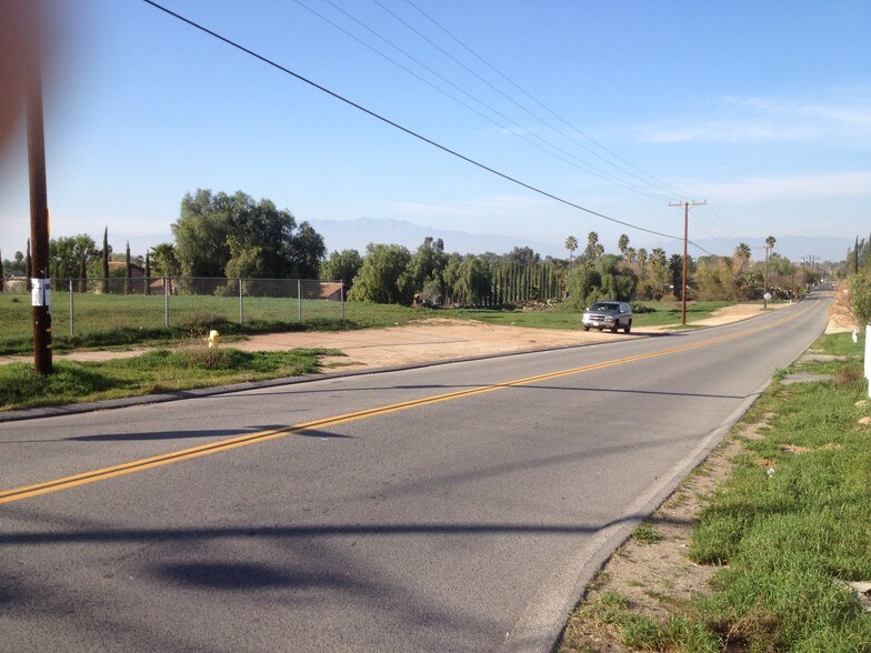 More Photos Of 18248 Van Buren Blvd, Riverside Land For Lease
