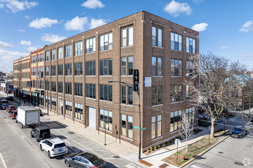 Primary Photo Of 1901 N Clybourn Ave, Chicago Loft Creative Space For Lease