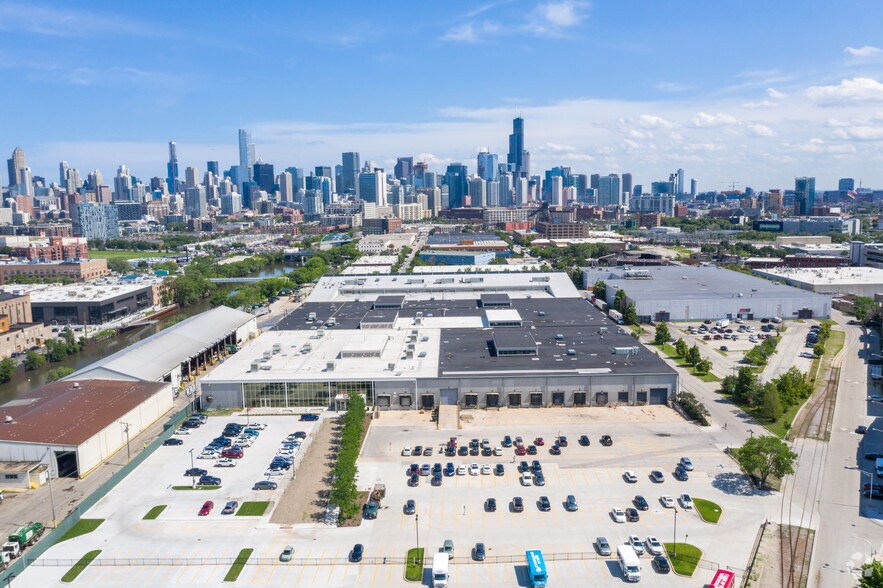 More Photos Of 1333 N Hickory Ave, Chicago Distribution For Lease