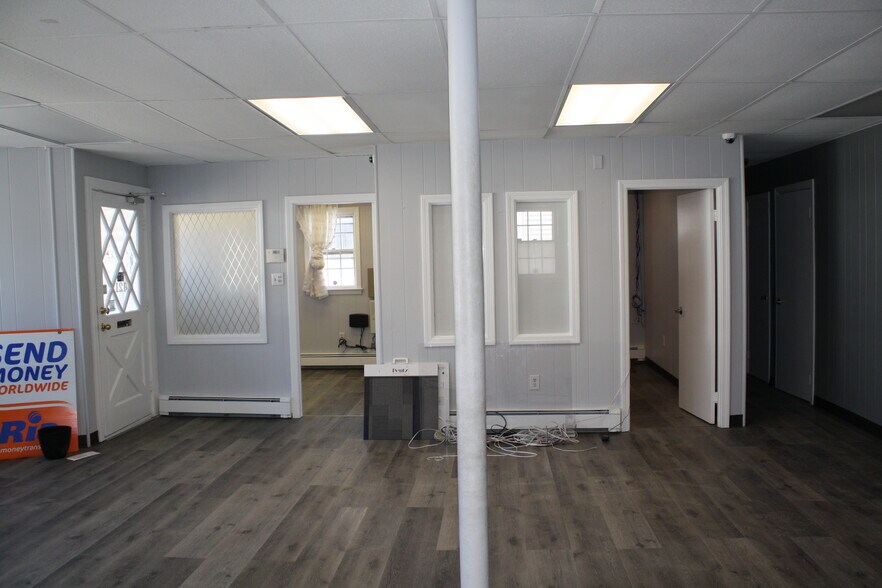 More Photos Of 119-121 E Main St, Milford Unknown For Lease