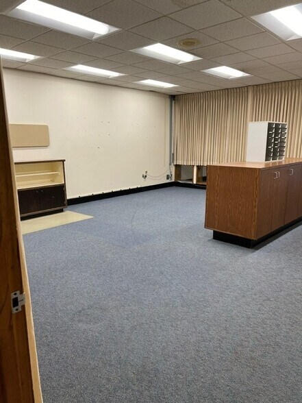 More Photos Of 604 Washington Ave, Greenville Office For Sale