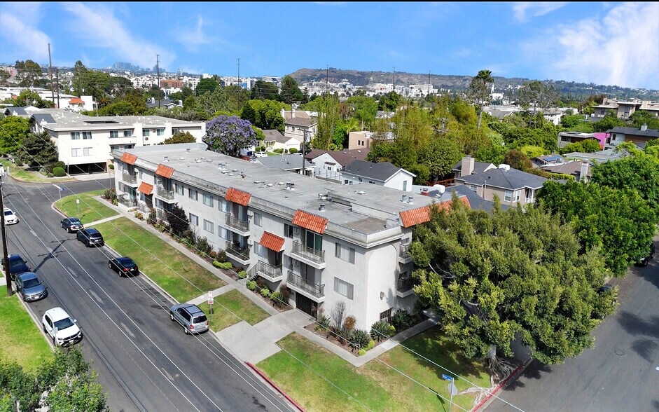 More Photos Of 11060-11070 Rose Ave, Los Angeles Apartments For Sale