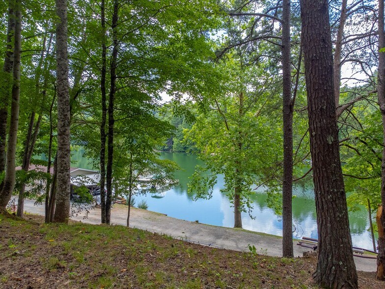 More Photos Of 270 Deyton Camp Rd, Robbinsville Marina For Sale