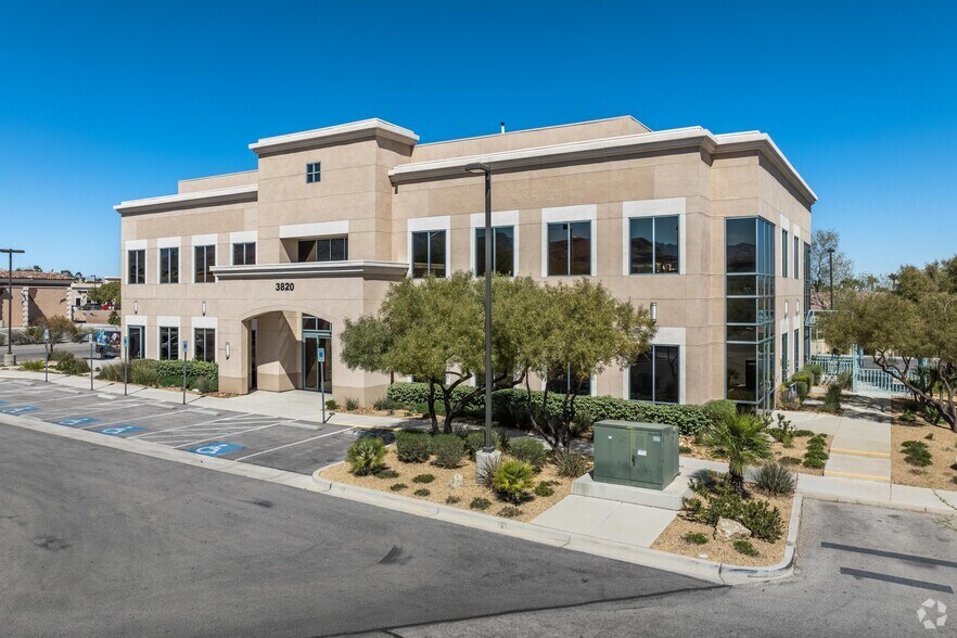 3820 S Hualapai Way  