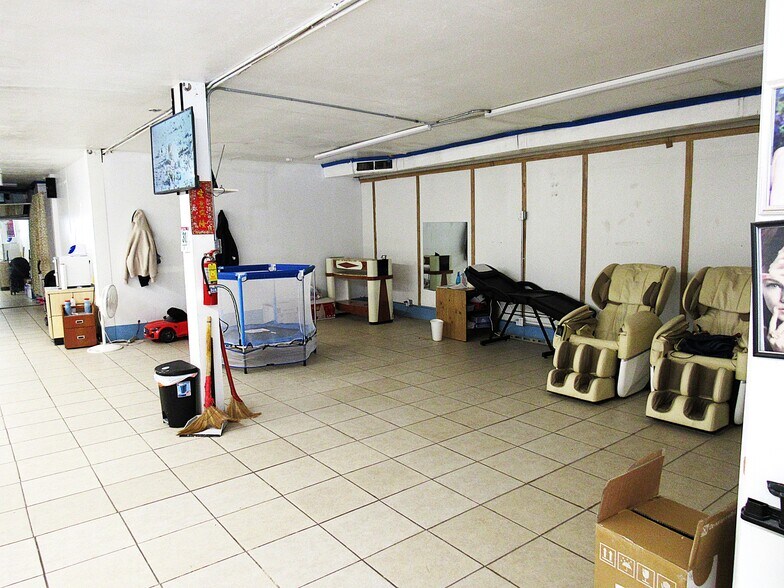 More Photos Of 730 E Edwardsville Rd, Wood River Restaurant For Sale